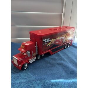 Disney Pixar Cars Mack Car Hauler Launcher Playset W/ Lightning McQueen Car 2016